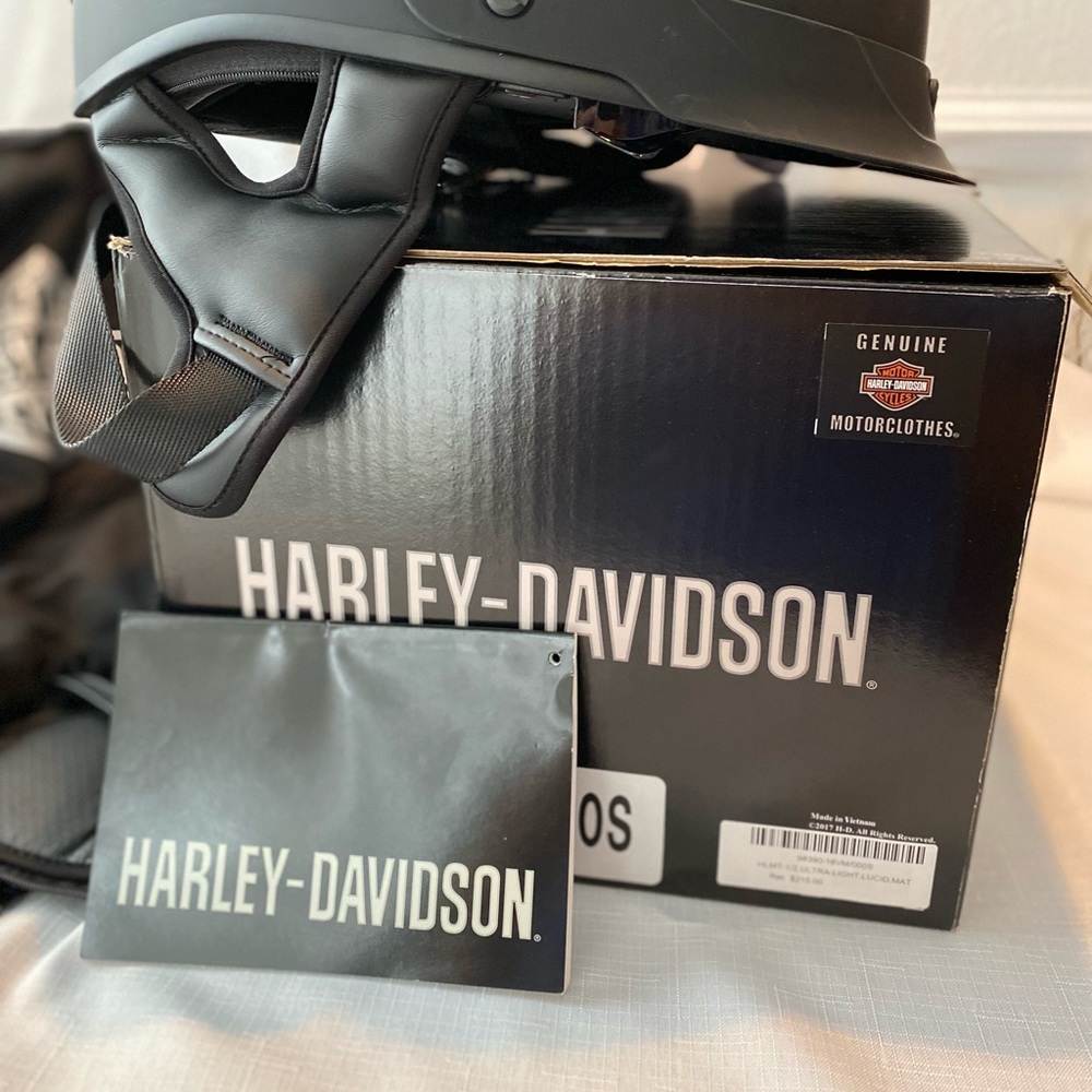 New Harley Davidson helmet. Size small with removable ear covers. - Picture 3 of 7